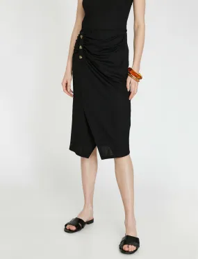 12032 Black Button Detailed Midi Skirt