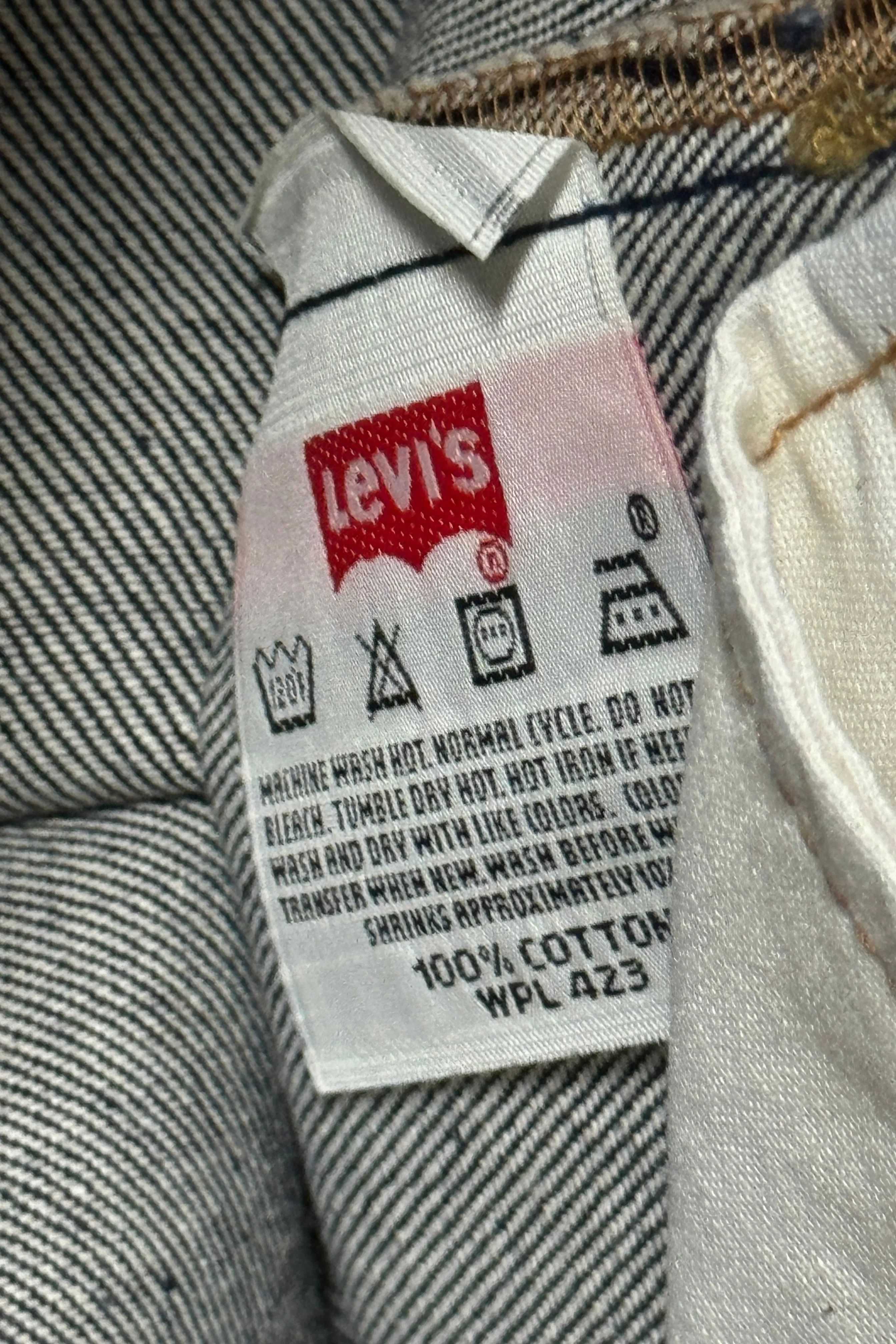 1990'S DEADSTOCK LEVI’S 501XX RAW DENIM JEANS 40 X 34
