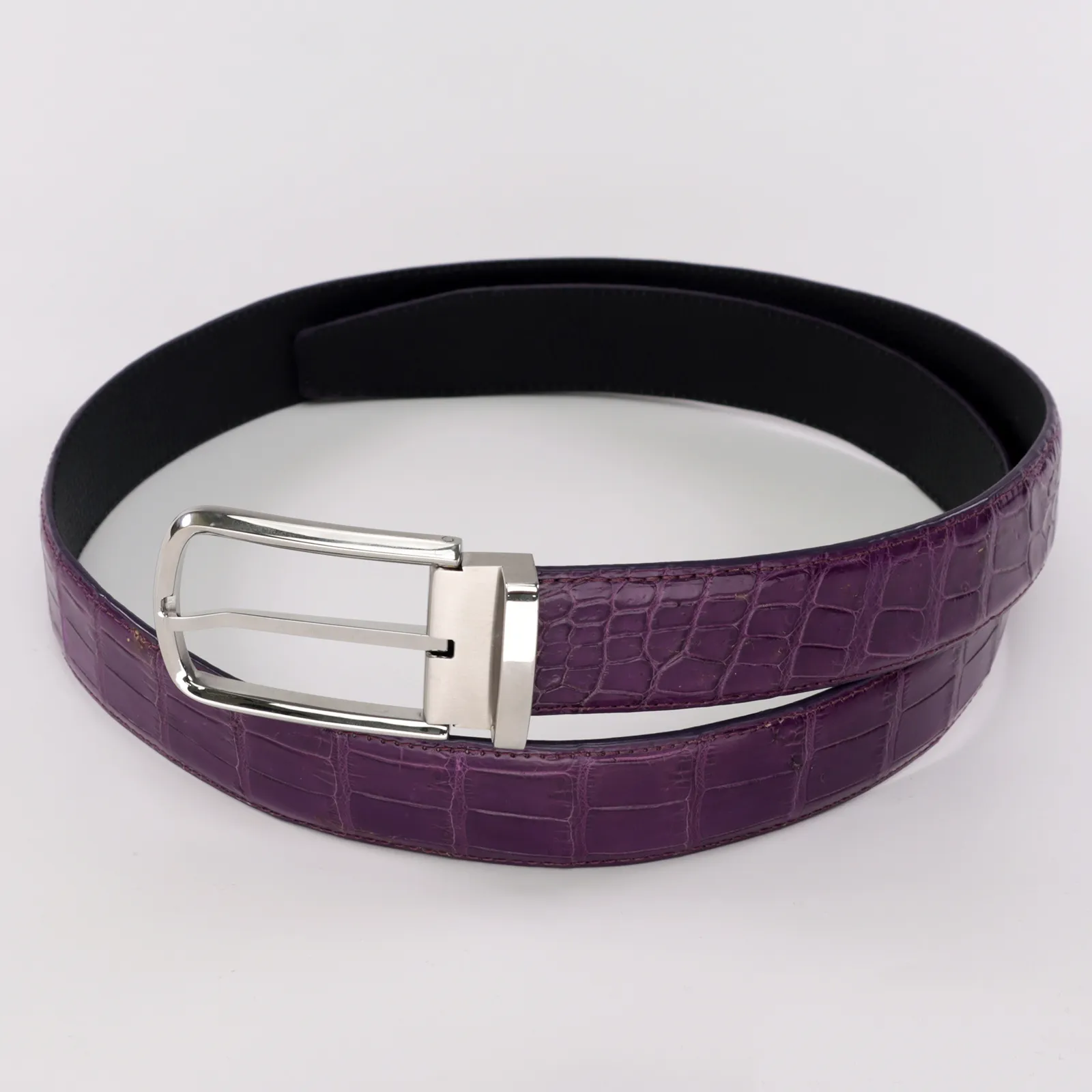 Adjustable Stylish Handmade Crocodile Leather Belt - Elegant Luxury