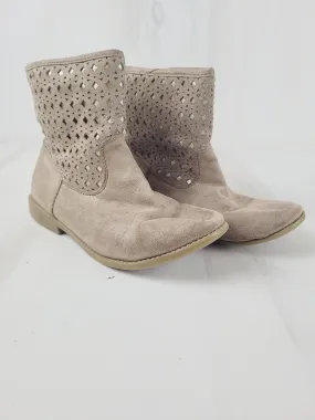 AMERICAN EAGLE TAN BOOT YOUTH SIZE 1 PRE-LOVED