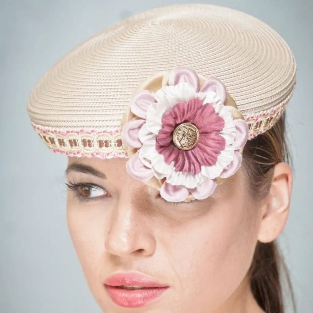 F00671- Ladies tan fascinators with custom flower