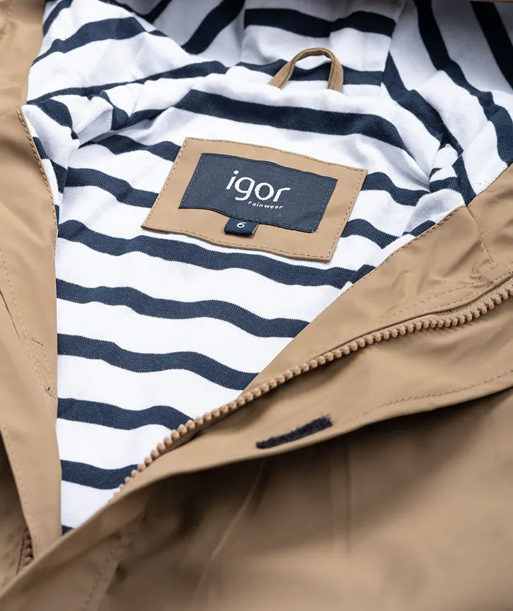 Igor Euri Raincoat, Elmwood