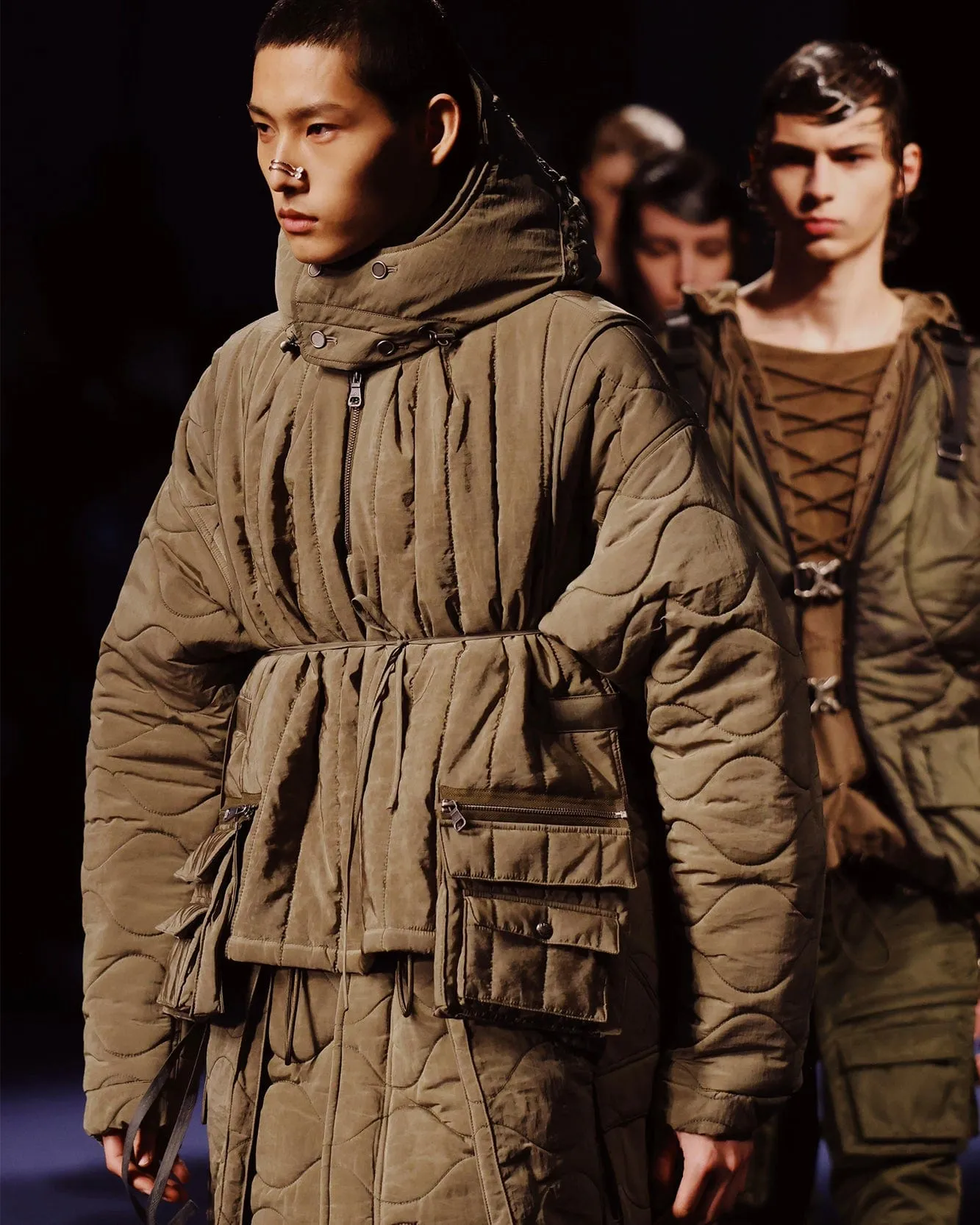 LACE-UP FISHTAIL PARKA awa638m(KHAKI)
