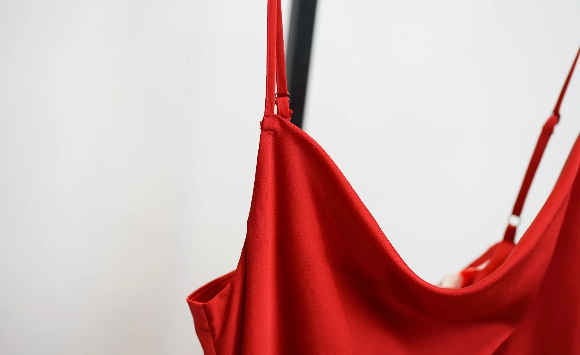 Maddy Slip Dress (Red)