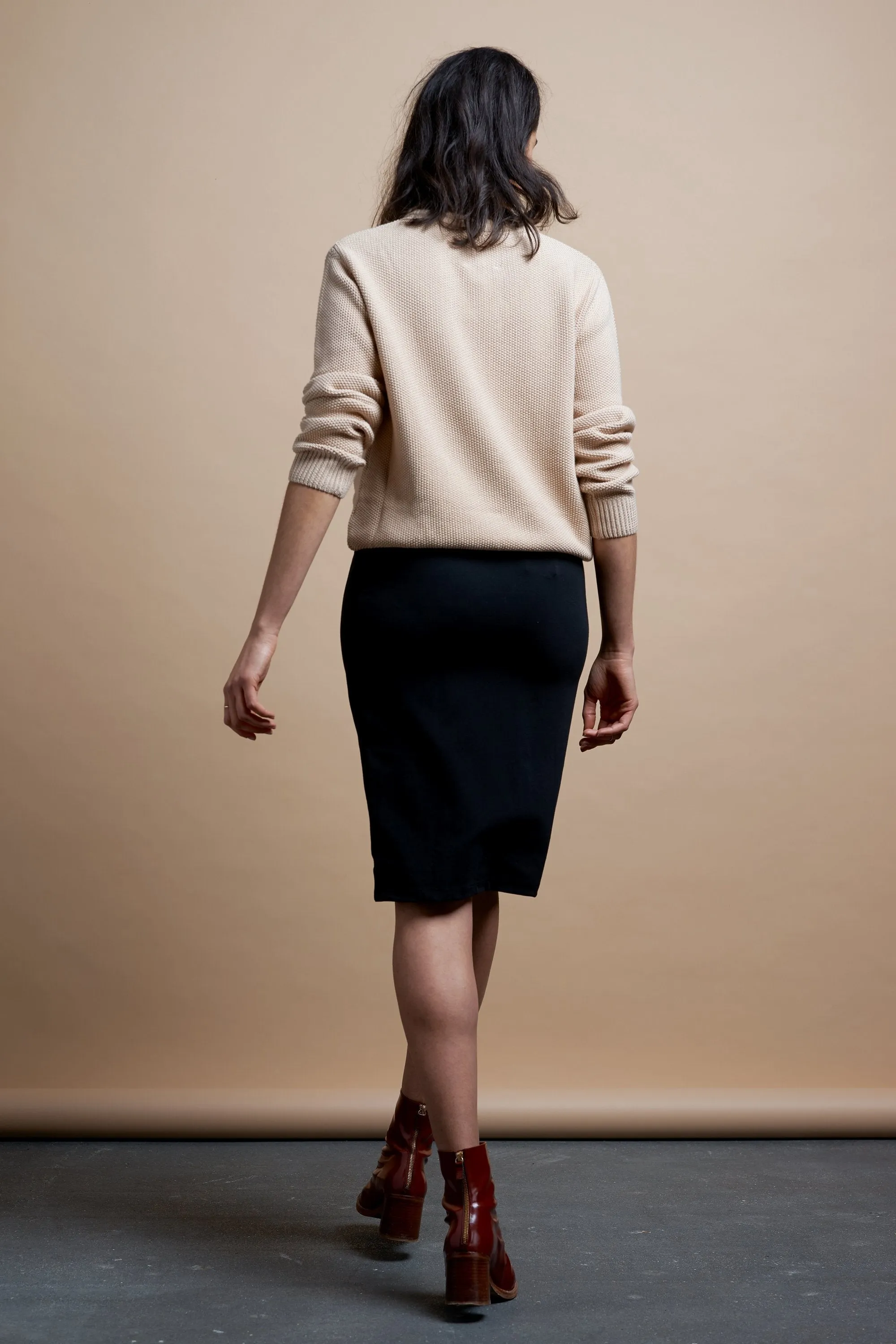 midi skirt black <br> by Signe