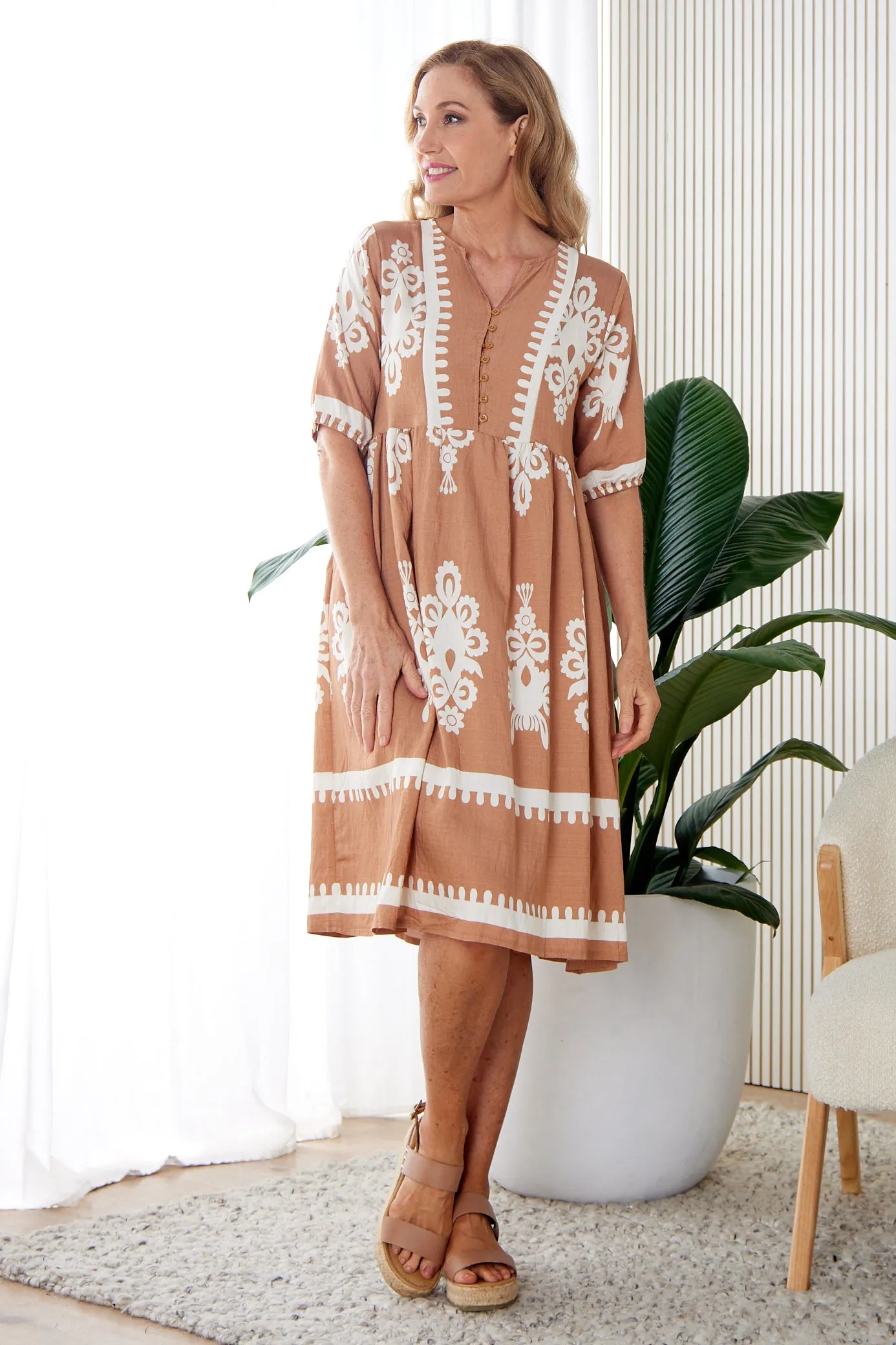 Zalara Dress - Tan Caramel/Cream